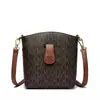 Bolso pequeño cruzado de alta calidad, versátil y casual, modelo nuevo 2026 para mujer, elegante y de gran capacidad, para llevar al hombro y cruzado