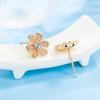 Pendientes de botón de circonita con diseño de flores de estilo coreano, elegantes pendientes de botón de hierba de tres pétalos de oro rosa para mujer, joyería