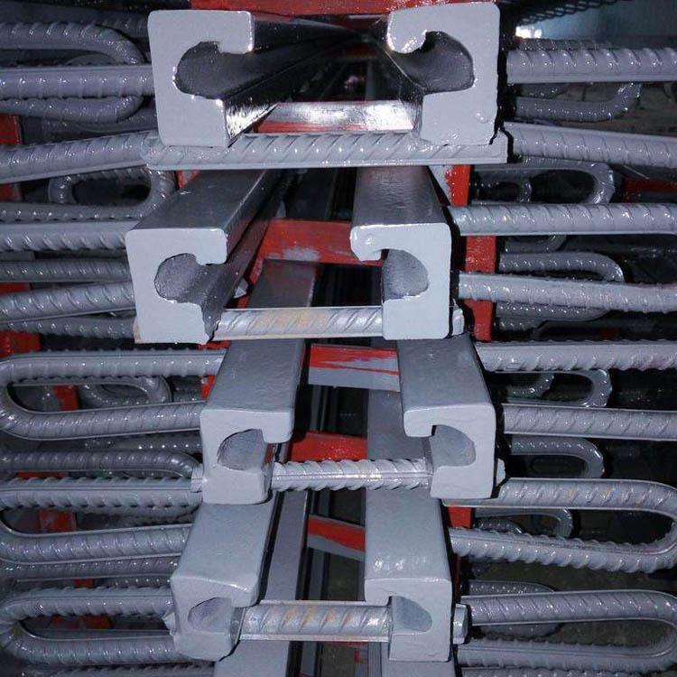 C型伸缩缝