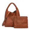 Nova Bolsa Transversal de Tecido Feita à Mão Bolsa Tote de Cor Sólida Venda por Atacado Ombro Único Versátil Bolsa de Mão de Nicho Casual