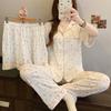 Pijama fina de verão feminina coreana floral manga curta calças para grupo pequeno pode ser usada fora roupa de casa tecido amassado conjunto de três peças atacado