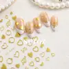 Adesivos de Unha Novos para o Dia dos Namorados de 2025 Coração Dourado Doce Círculo Menina Adesivos Adesivos de Unha 3D Em relevo