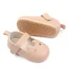Otoño Nuevo Bebé Niña Boca Baja Zapatos de Cuero Velcro Agujero Punta Cerrada Zapatos de Bebé Suela de Goma Zapatos para Niños Pequeños BZ3035