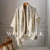 Quarto com Ar Condicionado Xale Grande Lenço de Seda e Lã Roupa Exterior para Mulheres 2026 Novo Estilo de Verão Fino Toque de Luxo Temporada de Verão