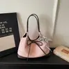Bolsa de Grande Capacidade Novo Modelo 2026 Casual Design de Nicho Estilosa Moda Primavera Tendência Bolsa de Ombro para o Dia a Dia