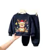Conjunto de Primavera y Otoño para Niñas Nuevo Sudadera Navideña y Pantalones Jogger Set de Dos Piezas Ropa Elegante de Otoño para Niñas Ropa Infantil al por Mayor