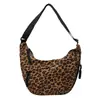 Bolsa de Ombro Estampada de Leopardo de Grande Capacidade para Mulheres, Nova Bolsa Tote de Ombro de Moda Nicho Retrô, Bolsa Versátil Tendência Formato Bolinho