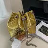 Bolsa Saco de Couro de Alta Qualidade com Cordão e Franjas para Mulheres 2026 Novo Modelo Couro Patente Brilhante Padrão Crocodilo Bolsa para o Dia a Dia Bolsa Transversal com Corrente