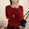 Elegante cardigã de tricô com bordado floral para mulheres, nova peça de outer wear primavera/outono 2026, jaqueta suéter de pelo de guaxinim