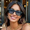 Gafas de Sol Cuadradas con Patrón Azul Nuevo 2026 para Hombres y Mujeres, Gafas de Sol de Moda con Protección Solar y Anti-UV con un Toque de Lujo 3983