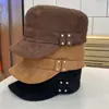 Sombrero ecuestre vintage de gamuza de copa plana para mujer, gorra casual de pico de pato pequeña para rostro, sombrero de artista elegante, moda otoño e invierno
