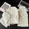Atacado Transfronteiriço de Novos Pijamas Grandes com Tema de Urso e Bojos no Peito para Mulheres, Conjunto de Roupa de Casa Três Peças de Caimento Solto Que Pode Ser Usado Fora