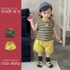 Ropa de Primavera Estilo Coreano para Bebé Niño, Conjunto Fresco y Amigable con la Piel de Dos Piezas para Niños, Chaleco sin Mangas y Pantalones Cortos que Resaltan el Blanco, Conjunto de Verano