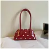 Bolso Único con Textura Bolso Tipo Bowling 2026 Modelo Nuevo Simple Lunares Bolso de Hombro para Viajes Diarios Bolso de Hombro Versátil