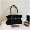 Bolsa Tote Suede Retrô Feminina 2026 Nova Outono de Alta Qualidade para o Trabalho Bolsa de Ombro Bolsa de Mão de Grande Capacidade
