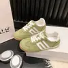 Zapatillas de Entrenamiento Deportivas de Moda Versátiles de Caña Baja Estilo Coreano Aleman 2026 Primavera/Verano Zapatillas Blancas para Mujer Zapatos Casuales Nuevas Zapatillas de Estudiante Retro