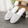 Chinelos Descartáveis para Hotéis de Luxo, Pousadas, Salões de Beleza, Antiderrapantes, Feitos Sob Medida, Direto da Fábrica, Atacado em Estoque