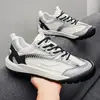 Sapatos Casuais Esportivos de Malha Color Block Verão 2026 Versátil Leve Confortável Estilo de Treinamento Alemão Sapatos Masculinos