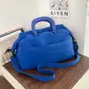 Bolso de hombro para equipaje de moda transfronterizo para mujer, bolso cruzado con separación de húmedo y seco, bolsa de viaje simple y duradera de nailon resistente al agua para mujer