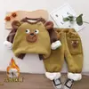Roupas Infantis para Meninos Outono e Inverno Conjunto de Duas Peças Espessado com Pelúcia Nova Roupa de Bebê Moletom Quente para Bebê Conjunto de Roupas de Inverno