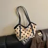 Bolso de Viaje para Mujer 2026 Nuevo de Moda Verano Súper Popular Bolso de Hombro de Lunares Bolso Tote de Gran Capacidad