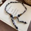 Colar Cachecol de Seda com Laço de Pérolas Estampa de Leopardo Estilo Étnico Retrô Corrente de Clavícula Design Único de Nicho Corrente de Pescoço para Mulheres