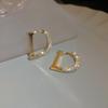 Pendientes de Aguja de Plata Perla Negra Vintage Pendientes Coreanos con Incrustaciones de Diamantes Geométricos con Letras Pendientes Nicho con Sentido de Diseño Pendientes para Mujer