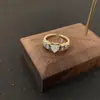 Design de Nicho Luxo Leve Alto Senso Anel de Amor Feminino 2022 Novo Fashionável Exquisito Anel Ajustável para Dedo Indicador