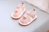 Zapatos de Verano para Bebés para Caminar, Dropshipping, para Niños y Niñas, de 0 a 2 Años, Sandalias Cerradas de Suela Suave, Zapatos Chirriantes para Niños Pequeños
