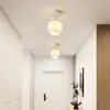 [Yan Xuan] Lámpara de pasillo de flor de lirio de los valles crema francesa, moderna, simple, creativa, para entrada de hogar, lámparas de techo