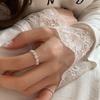 Anillo de circón con diseño de nicho, pequeño y fresco, anillo de dedo sencillo, elegante, ligero y de lujo, nuevo producto.