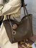 Yuezi 2026 Otoño/Invierno Nueva Moda Bolso Casual Simple Retro Bolso Tote Gran Capacidad para Viajar al Trabajo Bolso de Hombro Único