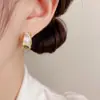 Brincos Argola Irregulares de Pérola Gota d'Água Camada Fina Retro Francês Elegante Leve Luxo Versátil Design Simples Brincos Atacado