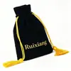 Bolsa personalizada de fábrica con cordón de borla, bolsa con cordón negro flocado, bolsa de terciopelo a prueba de polvo para joyas y regalos