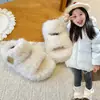 Pantuflas de Algodón con Suela Gruesa para Niños 2026 Nuevo Llegado de Invierno Más Terciopelo Cálido Antideslizantes Unisex para Bebé con una Correa Pantuflas de Piel