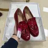 Mocasines de piel de cocodrilo con borlas, tacón grueso, estilo europeo y americano, para el trabajo y el ocio