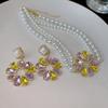 Pendientes de flores con diamantes de imitación de colores vibrantes y súper llamativos para mujer, nuevos y elegantes pendientes de moda de 2024, diseño de nicho con sentido