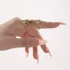 Anillo de acero inoxidable Xinyixin con forma de V, diamantes 5A de circón, apertura lateral ajustable, sin decoloración, lujo ligero, anillo para dedo de comida
