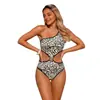 2026 Novo Biquíni Sexy Feminino de Um Ombro com Fenda Estilo Europeu e Americano Roupa de Banho de Praia Saia Curta Roupa de Banho