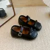 Sapatos de Couro Estilo College para Meninas com Laço, Sapatos Princesa de Solado Macio, Sapatilhas Infantis para Primavera e Outono, Sapatos Mary Jane Elegantes Franceses