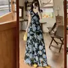 Vestido Longo A-Line Versátil Estilo Férias de Verão para Mulheres, Estampa Vintage Transfronteiriça com Mangas Bufantes e Renda Decote V, Atacado