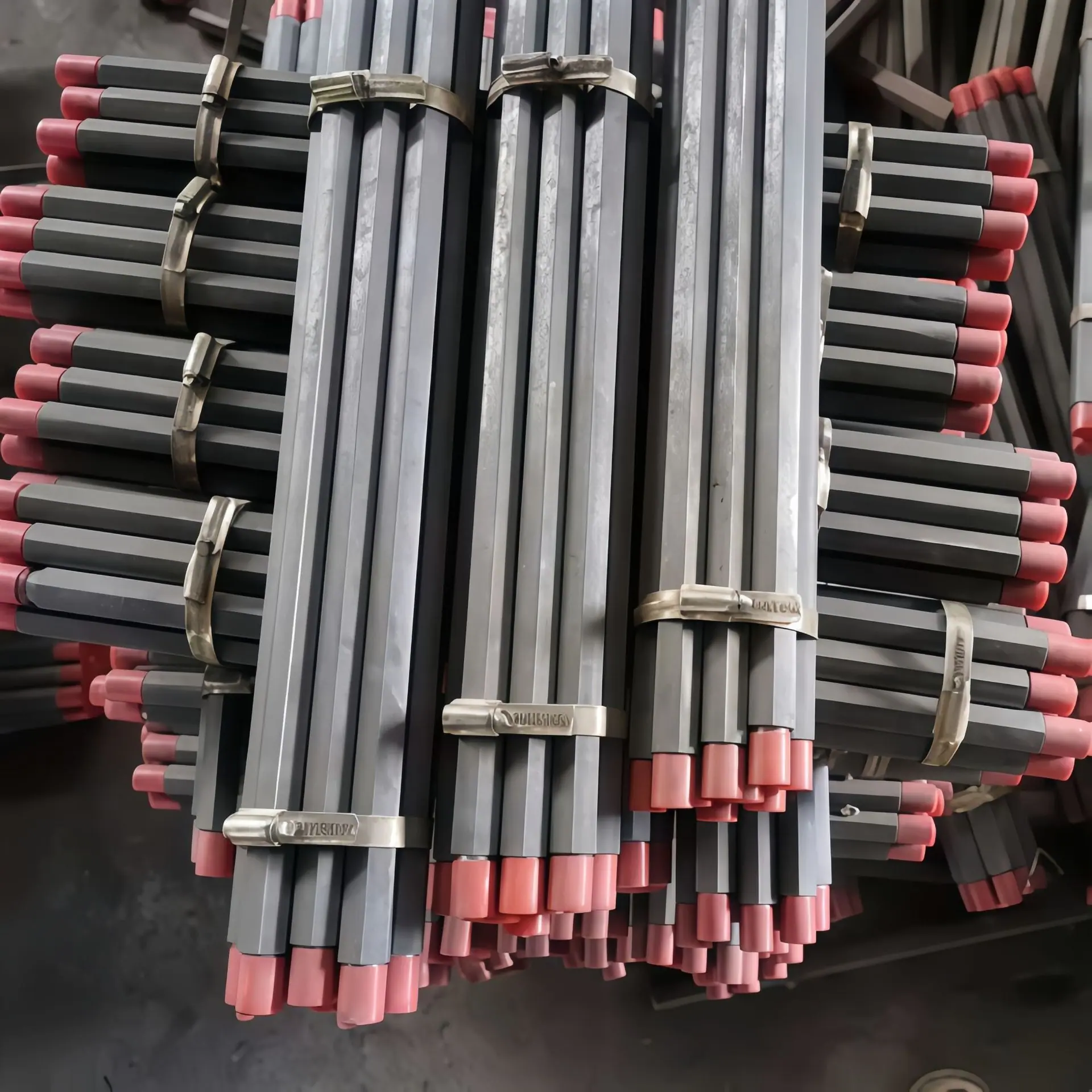 B19 B22 钻杆 1.jpg