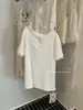 Liquidación, Sin Devoluciones ni Cambios: Diseño de Moda de Verano Patchwork de Encaje Hueco Camiseta Holgada Adelgazante de Manga Corta con Cuello en V para Mujer 9027