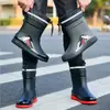 Botas de lluvia transfronterizas, unisex, altura media hasta la pantorrilla, antideslizantes, impermeables, con puños elásticos, adecuadas para el trabajo, venta al por mayor, versátiles, antideslizantes y duraderas