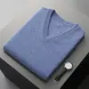 Novo colete de malha de lã outono e inverno para homens, colete de tricô sem mangas com decote V casual da moda para meia-idade