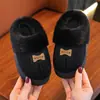 Conjunto a juego para padres e hijos de pantuflas de algodón para niños, pantuflas de algodón para niños y niñas, pantuflas peludas cálidas de felpa gruesa para interiores, disponibles para venta al por mayor