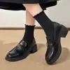 Mocasines que aumentan la altura para mujeres menudas, nueva colección de otoño 2026, zapatos casuales con estampado de camelia, adecuados para el trabajo