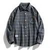 Camisa de manga larga para hombre de estilo limpio y brillante, a cuadros estilo japonés, talla grande, sobrecamisa holgada, moda de alta gama para hombre