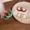 Brincos Redondos Vazados Retrô Europeus e Americanos para Mulheres, Luxo Leve, Brincos de Alta Qualidade, Personalidade Fashion, Brincos Versáteis Atacado
