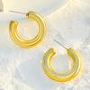 Aretes de Aro Lisos de Temperamento de Lujo Ligero Retro Europeo y Americano Transfronterizo para Mujeres Aretes Calados de Alta Gama Modernos Franceses Chapados en Oro para Mujeres